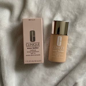 Clinique Even Better Foundation - Flax